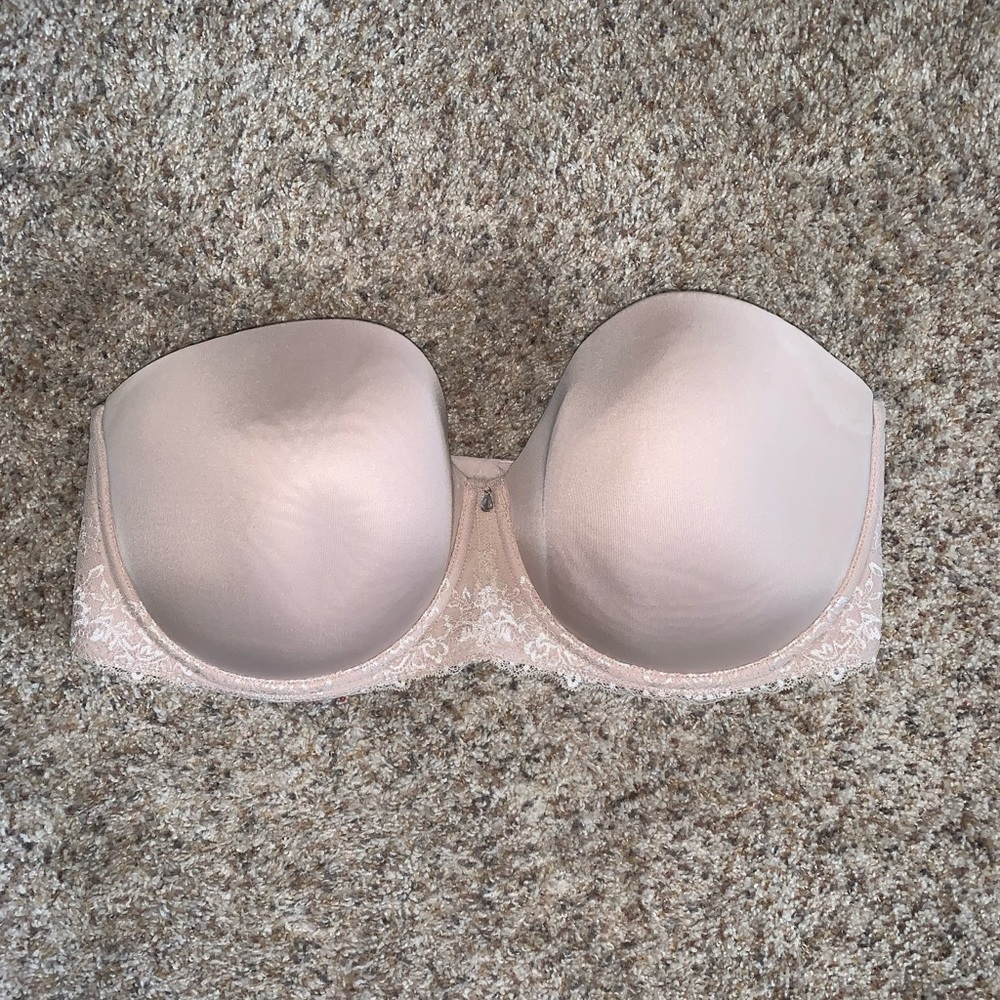 LIKE NEW Torrid Strapless Bra